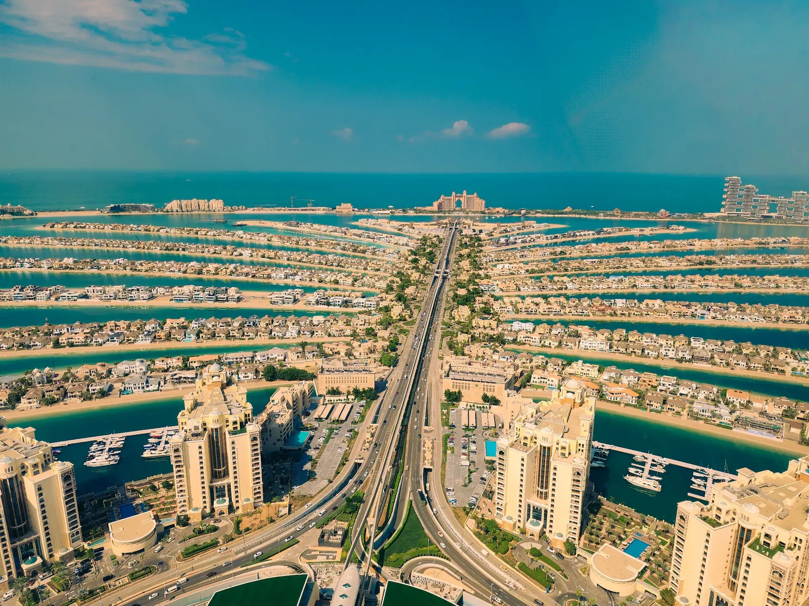 Palm Jumeirah légi látkép Dubaiban